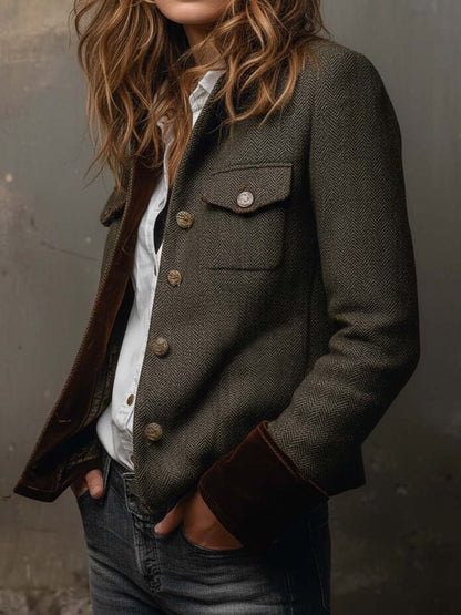 Honorina | Blazer Curto Espinha de Peixe com Punhos em Veludo, Verde-azeitona