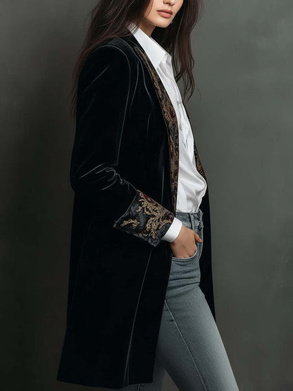 Leontina | Blazer Comprido em Veludo com Lapelas em Brocado Dourado, Preto
