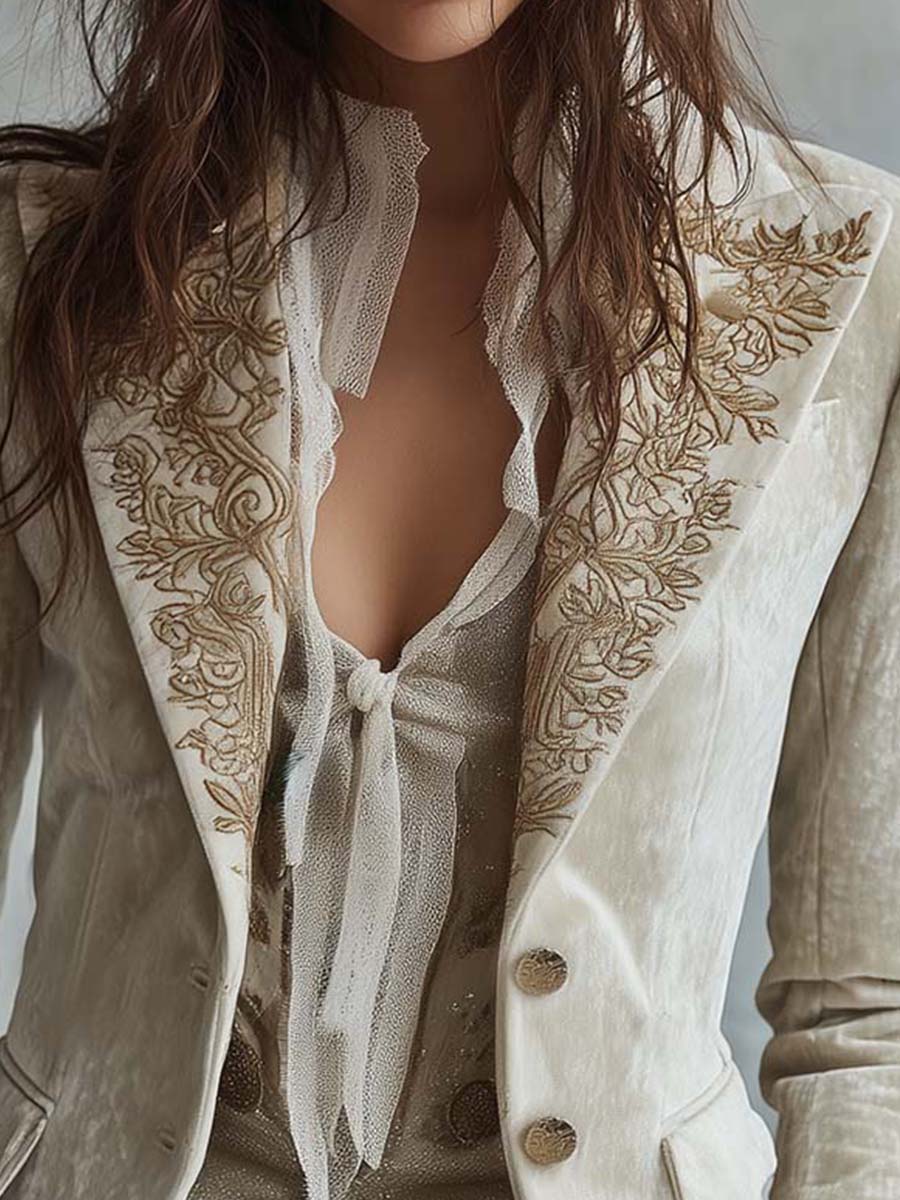 Constança | Blazer em Veludo Bordado, Bege