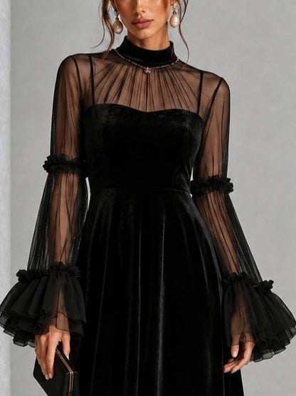 Berenice | Vestido Midi em Veludo com Mangas em Tule, Preto