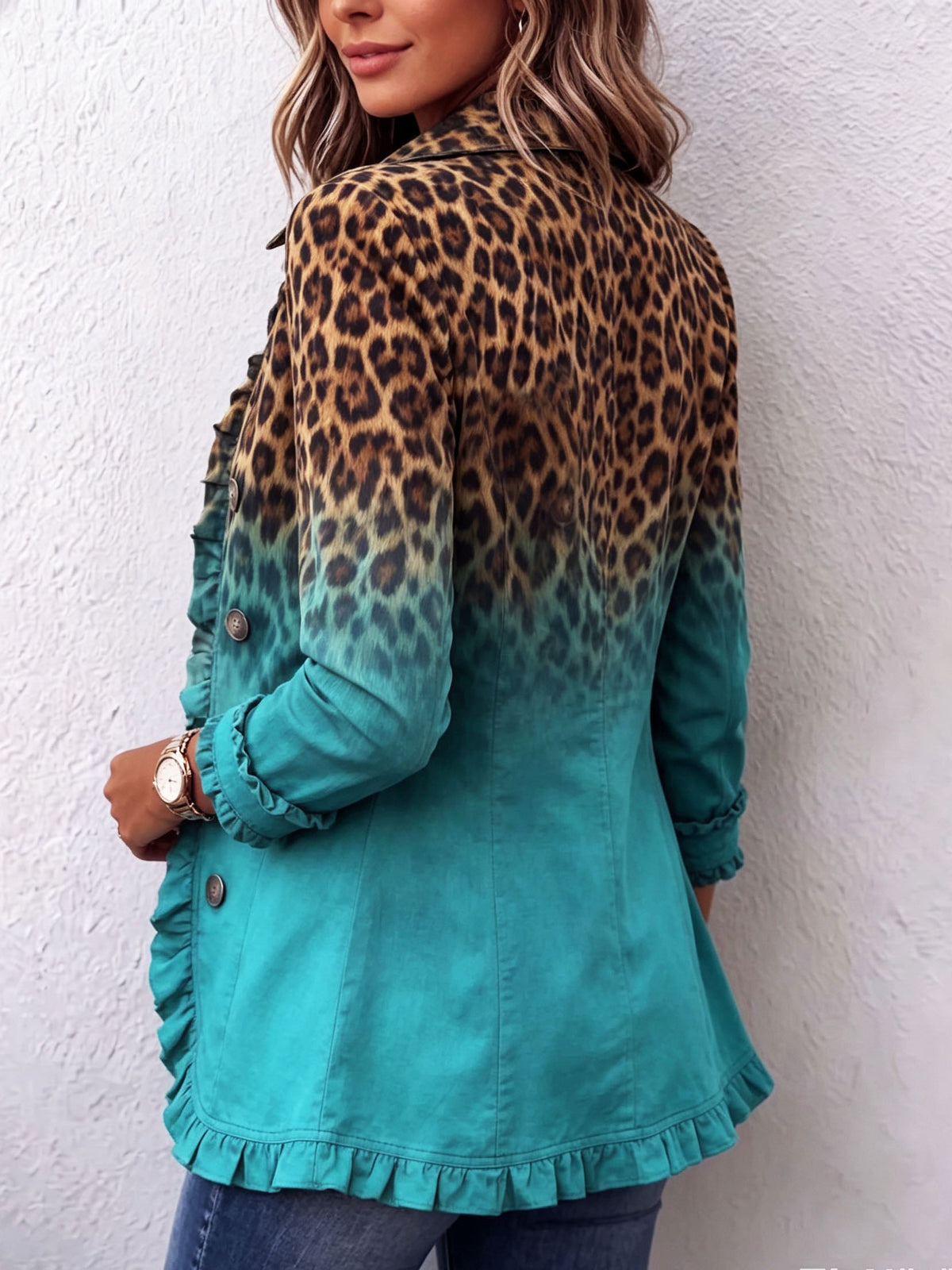 Cassandra | Blazer com Folhos e Padrão Leopardo Esbatido